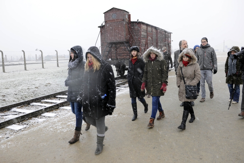 Visit to the concentration camp memorial Auschwitz | Photo: DBT/ von Saldern